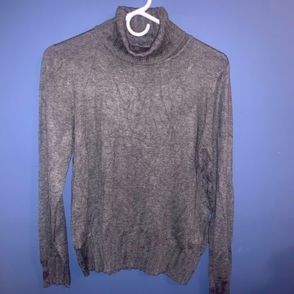 XL gray sweater